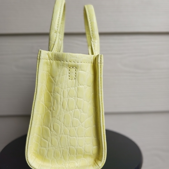 Marc Jacobs mini croc crossbody "the tote bag" - Picture 5 of 10